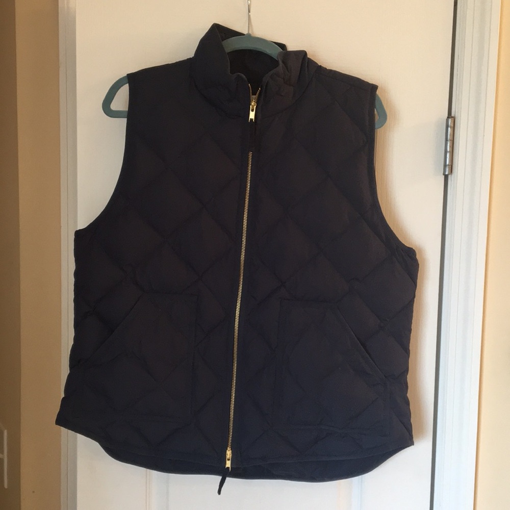 JCREW Navy Puffer Vest
